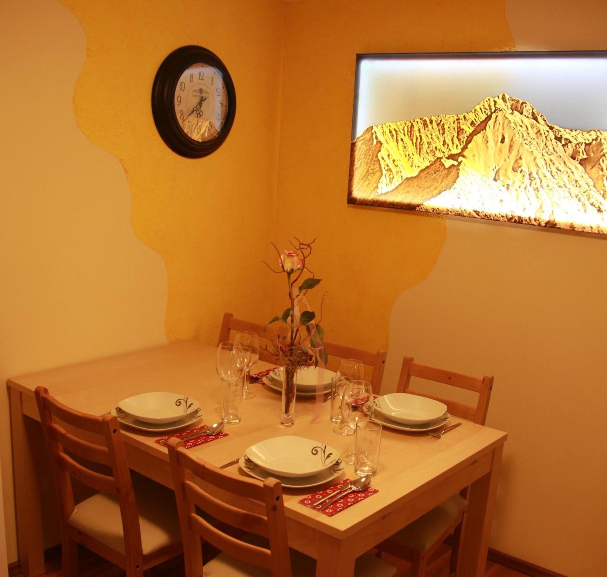Haus Kartoner Hotel Schladming Ruang foto