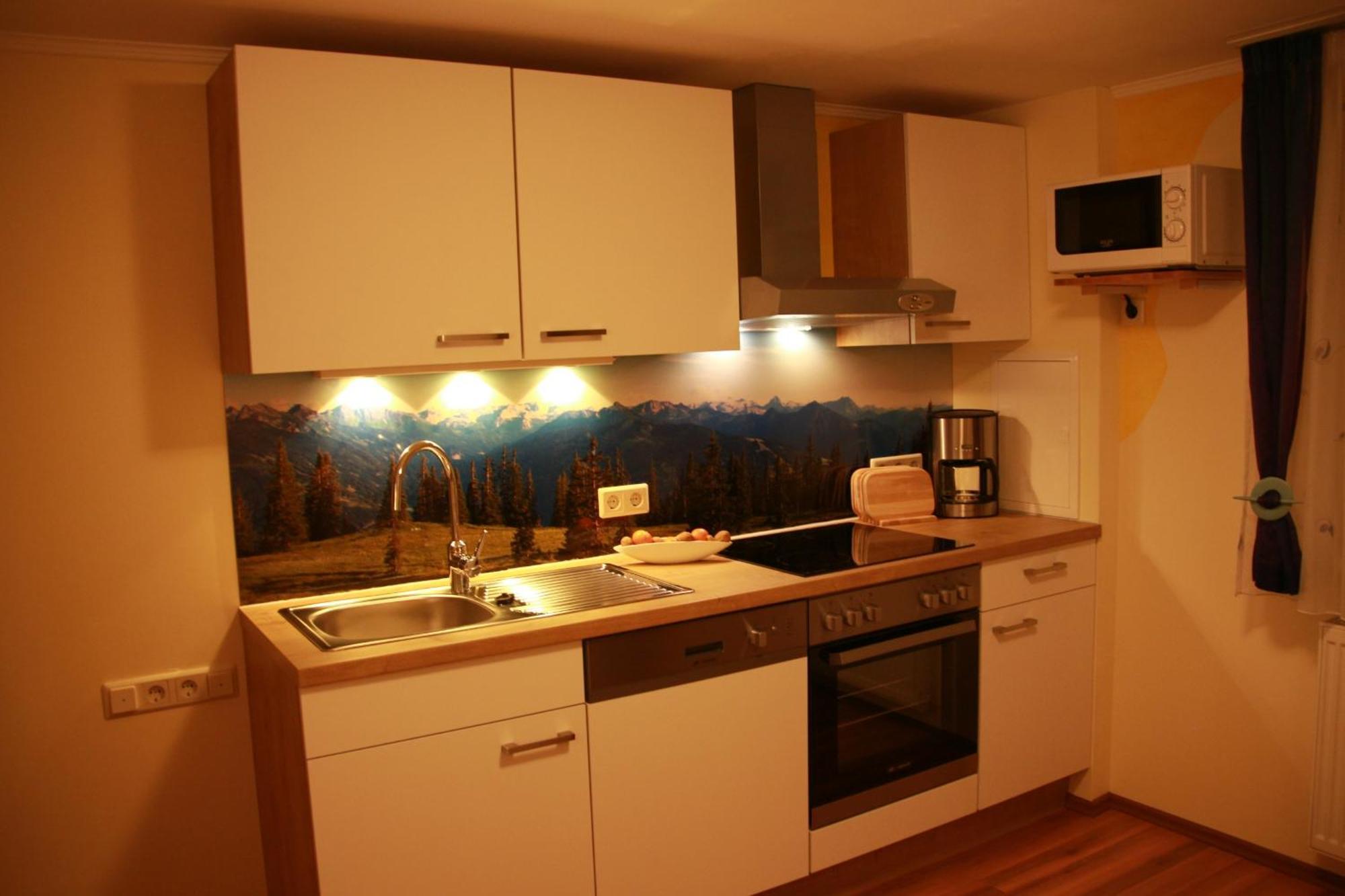 Haus Kartoner Hotel Schladming Ruang foto